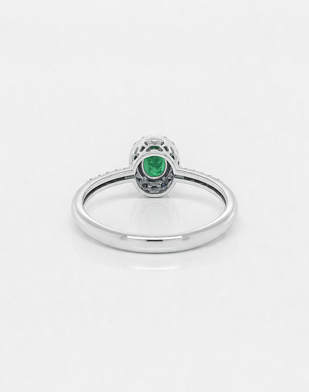 ANELLO OVALE SMERALDO