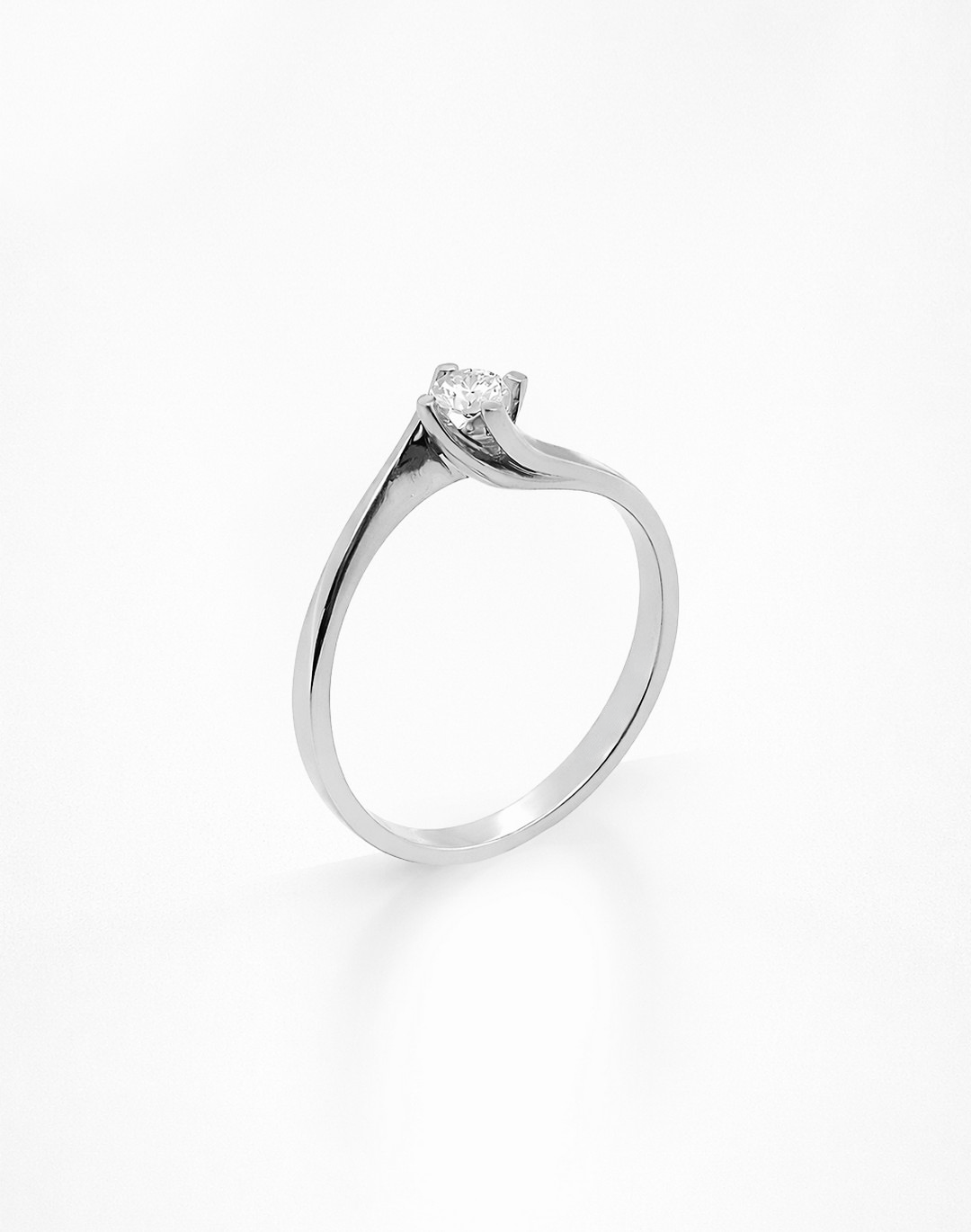 Anello Classico Solitario Mod Valentino